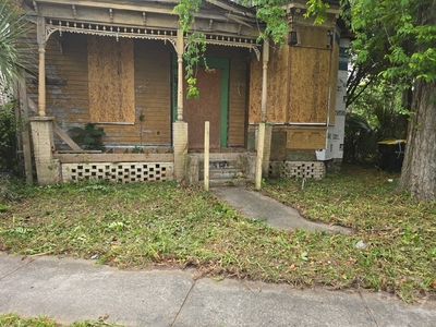 1706 Ogeechee Road, Savannah, GA, 31415