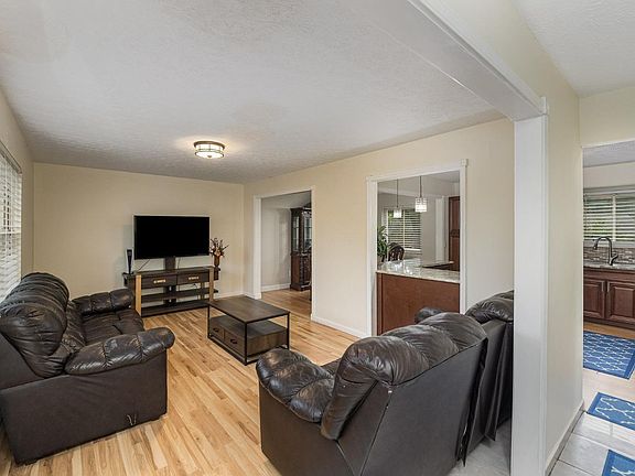 2nd image of 7259 Prince Wilbert Way
