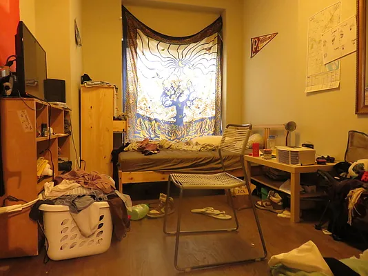 Rented by Regal Management | media 13