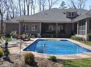 1032 Little Neck Rd, Virginia Beach, VA 23452