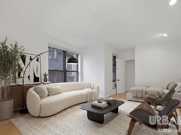 208 Thompson St APT 7, New York, NY 10012