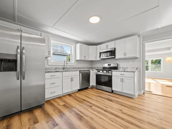 26 Neptune Street Ct, Lynn, MA 01905