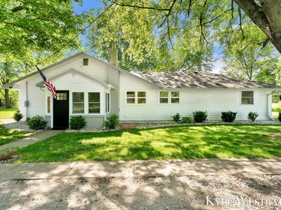 10019 Ten Mile Rd NE, Rockford, MI, 49341