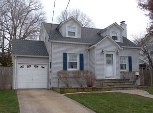 431 Sigmond St, Freeport, NY
