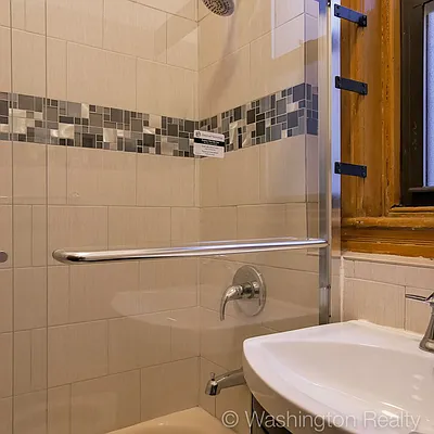 Rented by Washington Realty Corp. | media 13