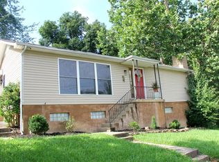 131 Andover Cir, Oak Ridge, TN 37830