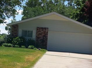 486 Northshore Ct, Ortonville, MI 48462
