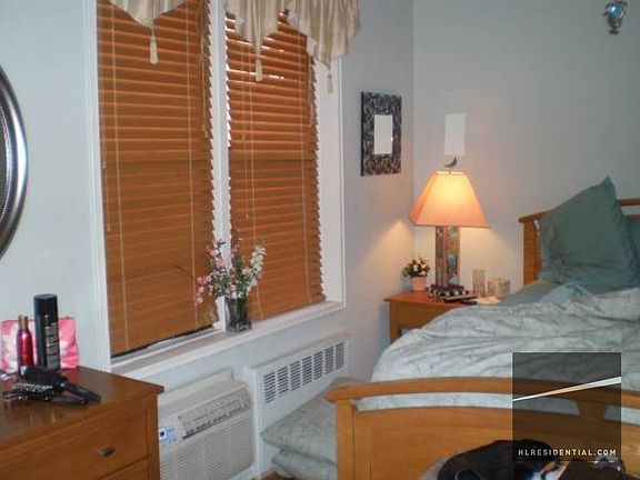 5th image of 30 Bay 29th St APT 6C