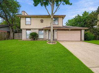 6910 Paso Del Sol Dr, Houston, TX 77083