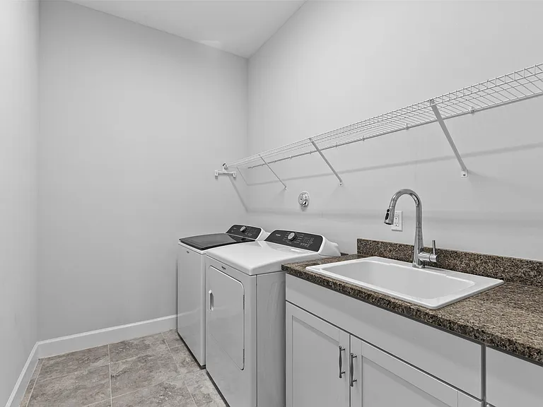 5338 Liberty Ln — Photo 49