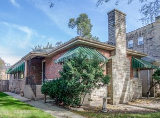 2714 W Estes Ave, Chicago, IL 60645
