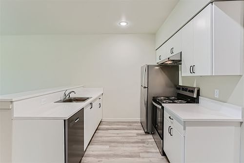 3rd image of 148 NE 24th Ave APT 103