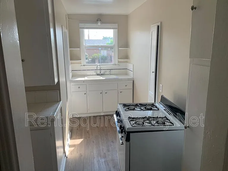 901 N San Gabriel Ave #2 — Photo 7