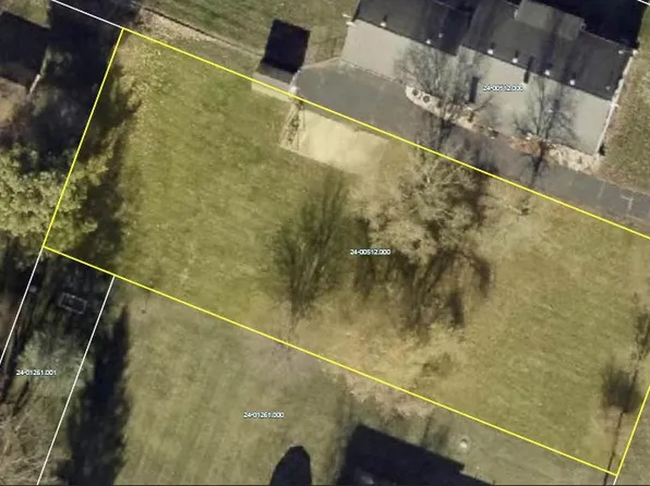 2430 W Choctaw Dr Lot 945, London, OH 43140