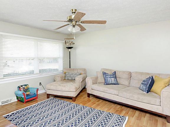 2nd image of 2668 Twinbrooke Ln