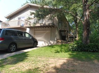 1109 La Salle St, Wayzata, MN 55391