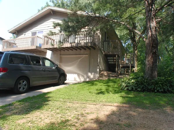 1109 La Salle St, Wayzata, MN 55391