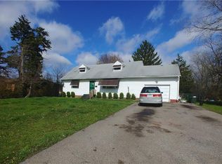 4713 Green Rd, Warrensville Heights, OH 44128