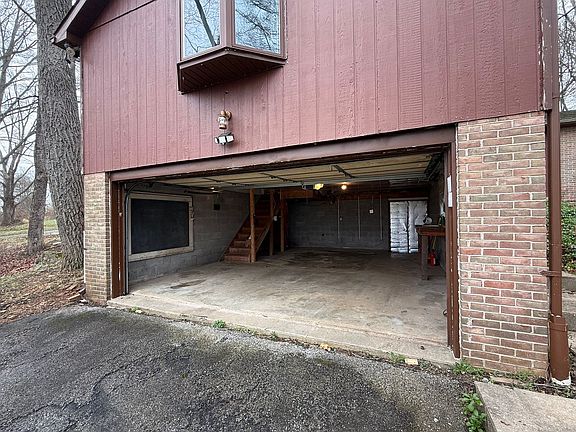 4th image of 731 Williams Ct