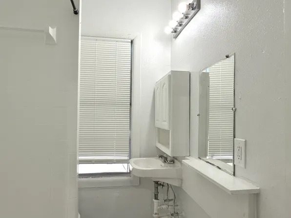 5029 Live Oak St #3, Dallas, TX 75206