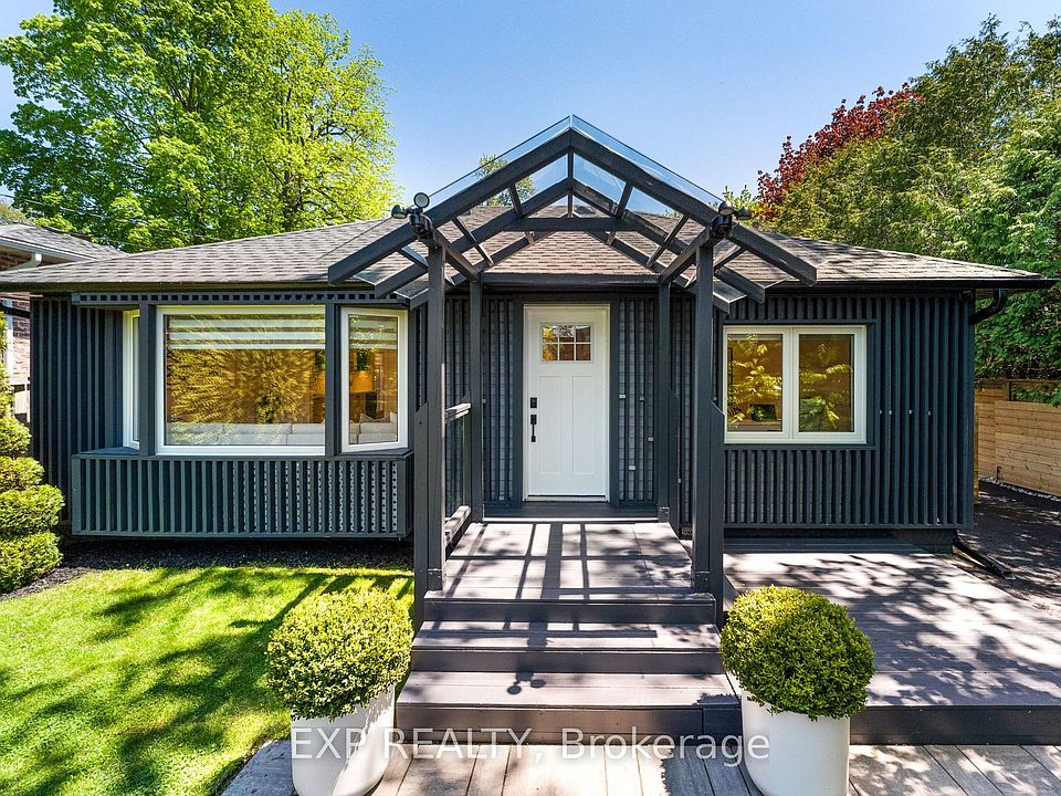 1st image of 32 Farley Cir