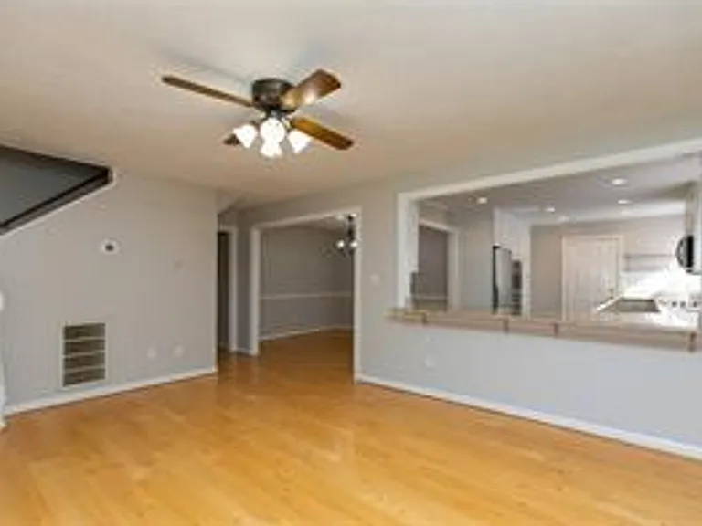2911 Richard Pace S — Photo 39