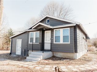 2935 Hayne Rd, Akron, OH 44312