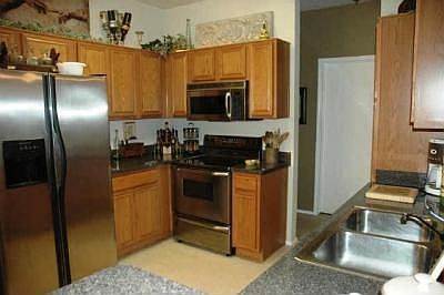 3rd image of 3933 Big Thicket Dr