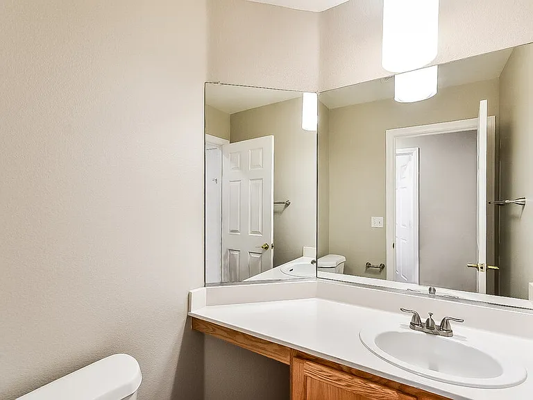 9896 Erins Grove Ct — Photo 15