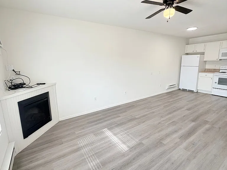 Cedar Creek Apartment Homes — Photo 5