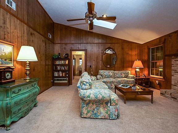 5th image of 4411 Fern Creek Dr