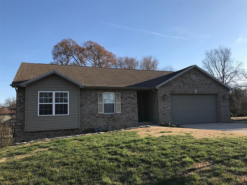 2nd image of 212 Coral Dr