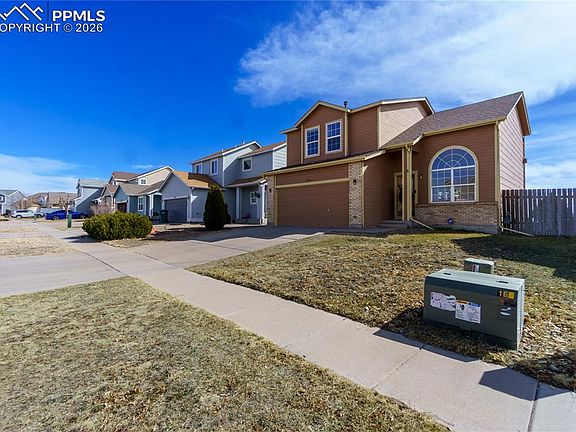 3rd image of 1755 Woodpark Dr