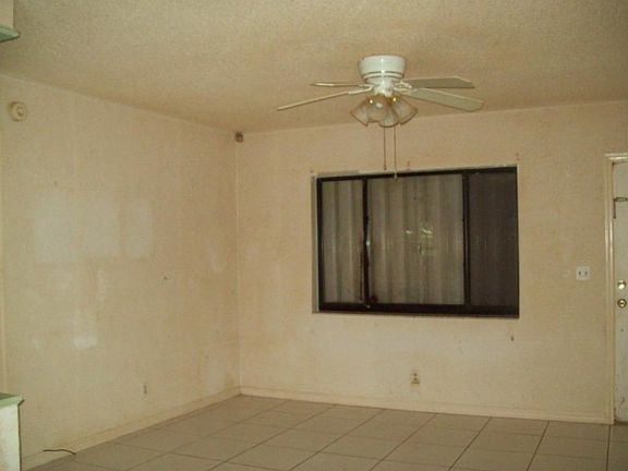 5th image of 3864 Quentin Ave