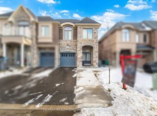 15 Dalbeattie Dr N, Brampton, ON L6Y6H7