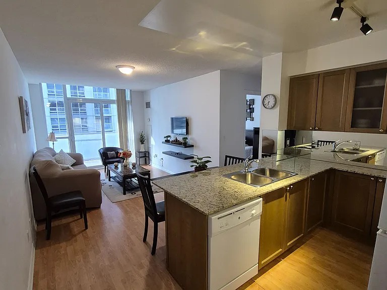 761 Bay St #2514 — Photo 2