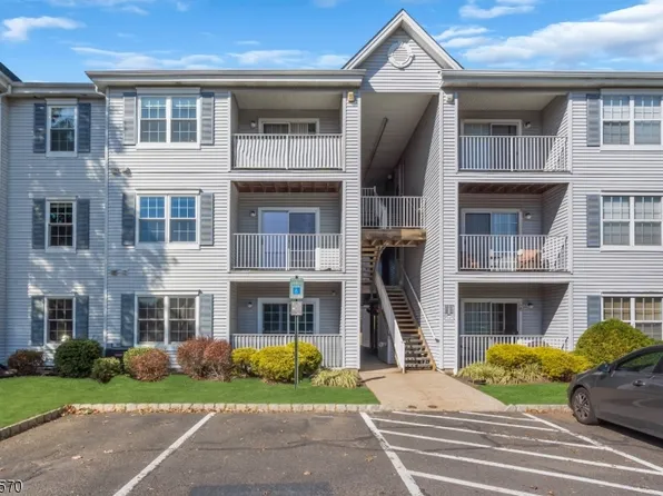 611 Stratford Pl, Bridgewater Twp., NJ 08805