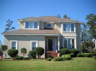 3945 Middlewood Dr, Virginia Beach, VA 23456