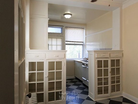 5th image of 2517 W Winnemac Ave #19-2A