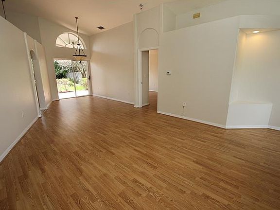 3rd image of 5760 147th Ave N