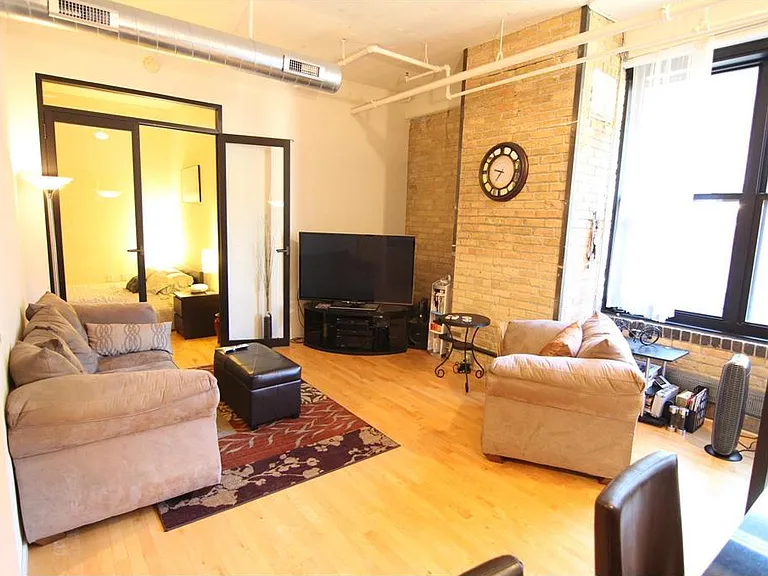 290 Market St #412 — Photo 4