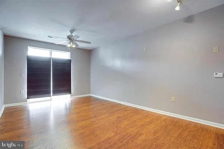 2665 Prosperity Ave #403 — Photo 31