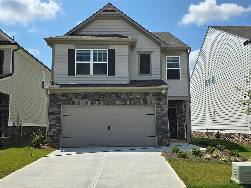 1st image of 15 Briarwood Dr