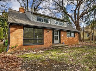 19871 Upper Valley Dr, Euclid, OH 44117