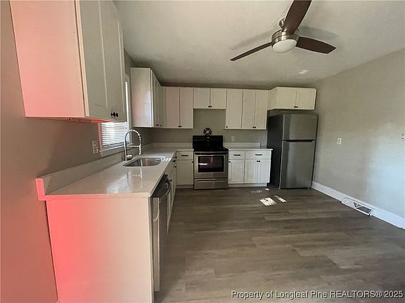 4th image of 216 Park St APT 2