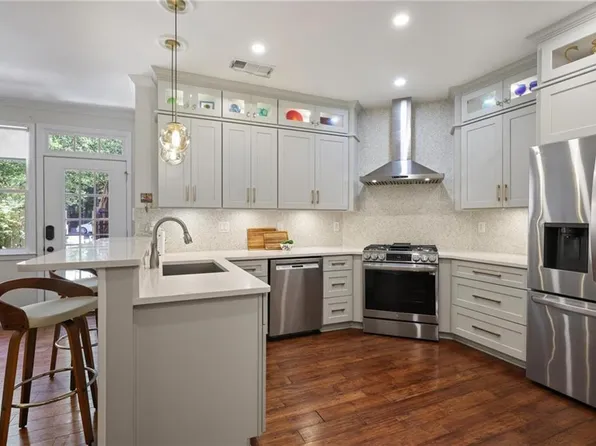 1182 Brookhaven Gln, Atlanta, GA 30319