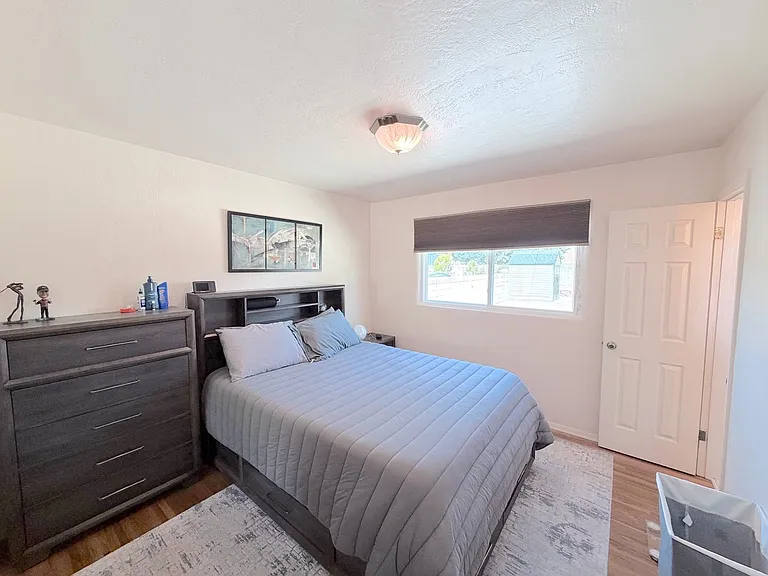 3200 California St NE — Photo 17