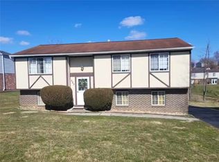 223 Partridge Dr, Greensburg, PA 15601