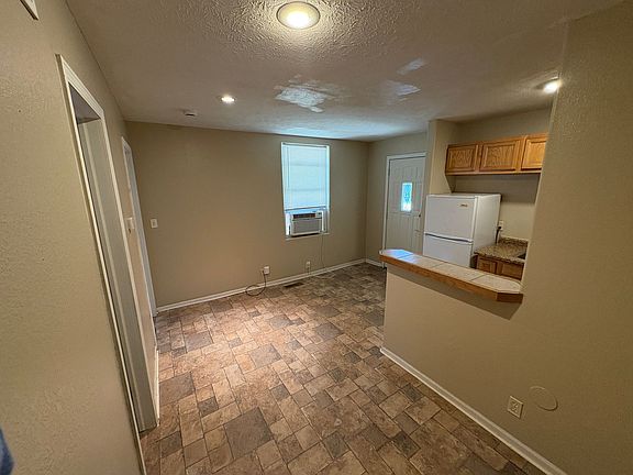 5th image of 1020 C St #1022