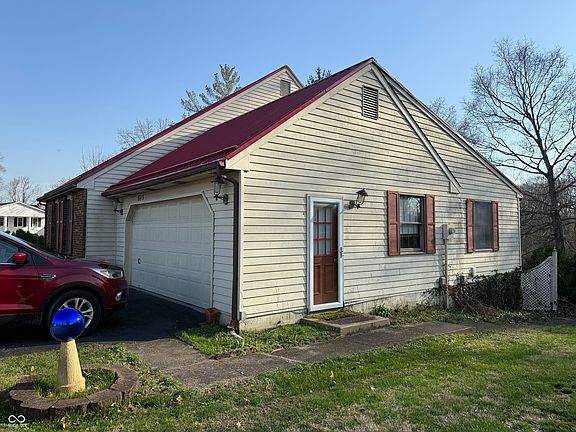 5th image of 613 N Shady Ln
